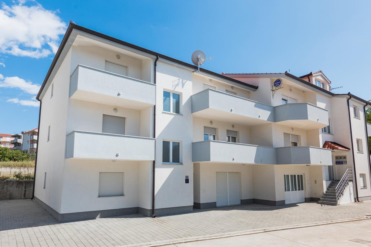 Apartments Marko Podstrana Extérieur photo